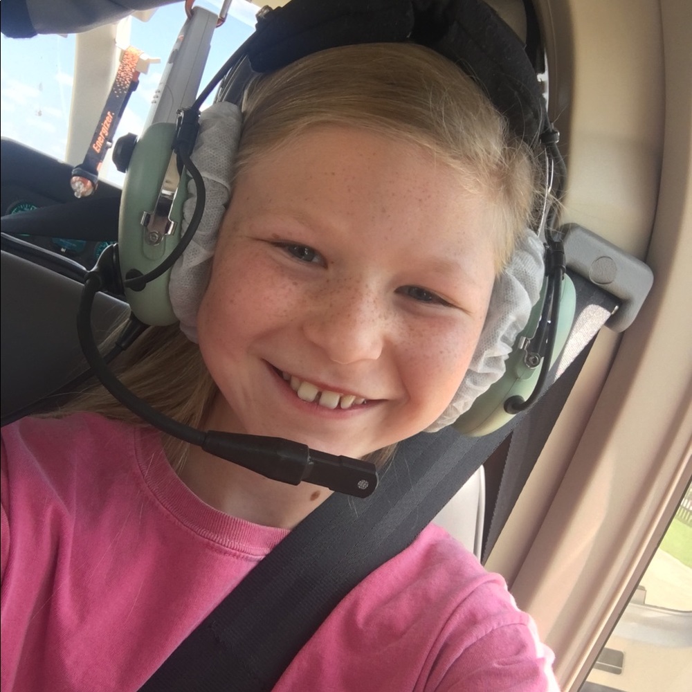 Meet your Posher, Ava